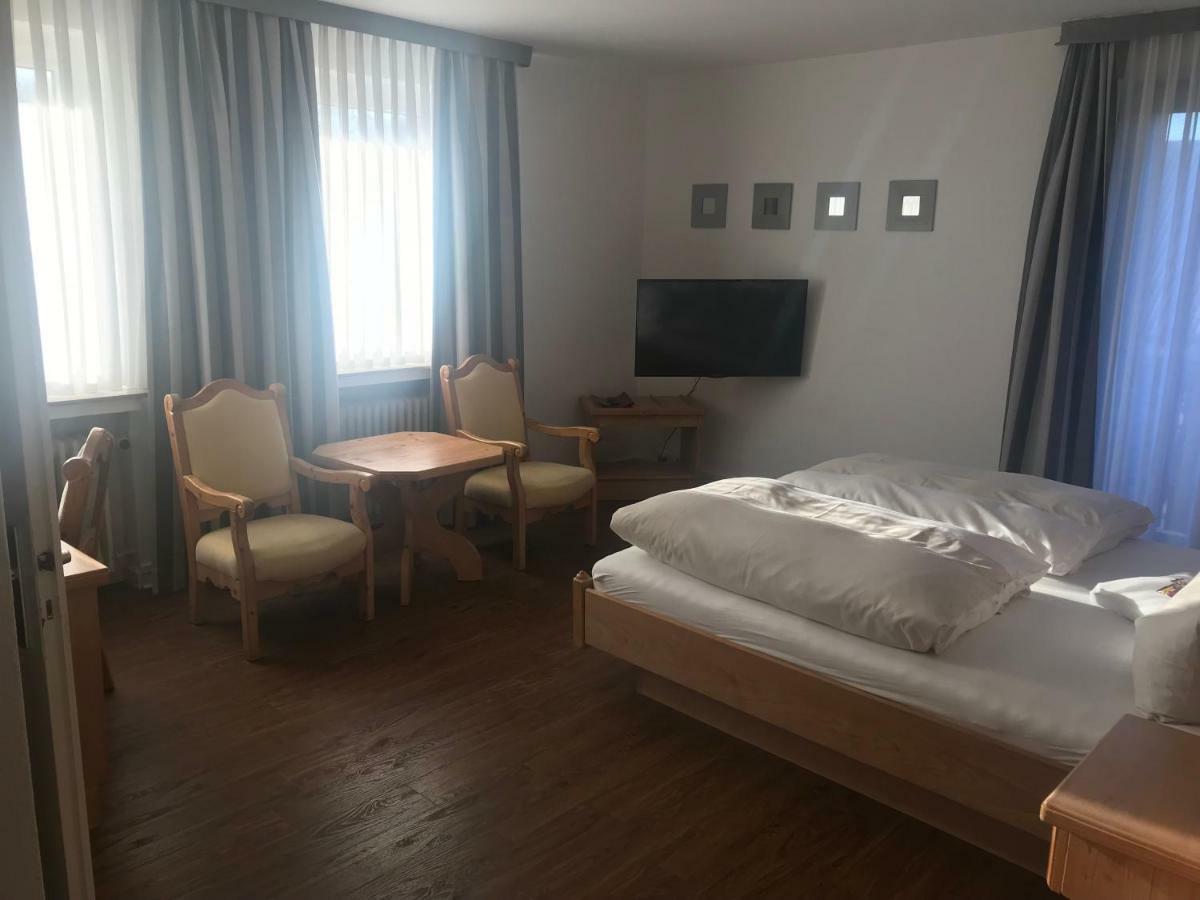 Hotel Schweizer Haus Bielefeld Buitenkant foto